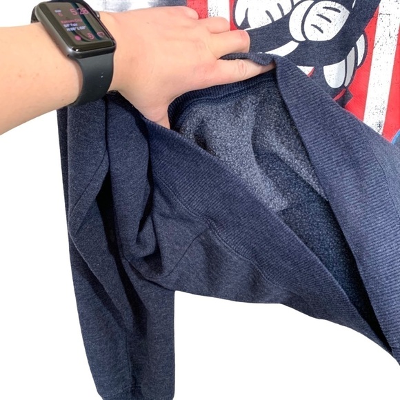 Disney Mickey Mouse American Flag Sweatshirt Size Medium - Picture 7 of 16